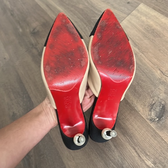 Beige mules - Picture 5 of 5